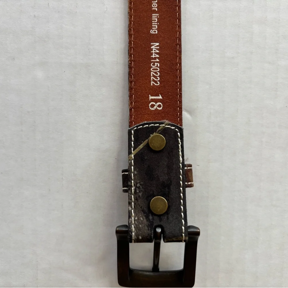 Child’s Nicona Leather Camouflage Belt Size 18